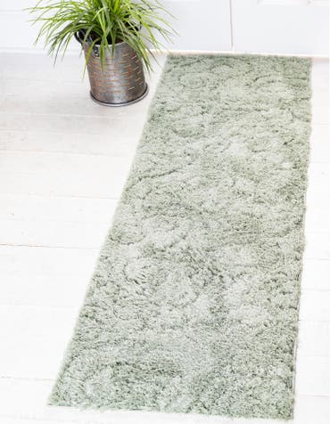  2' x 6' 9 Botanical Shag Runner Rug