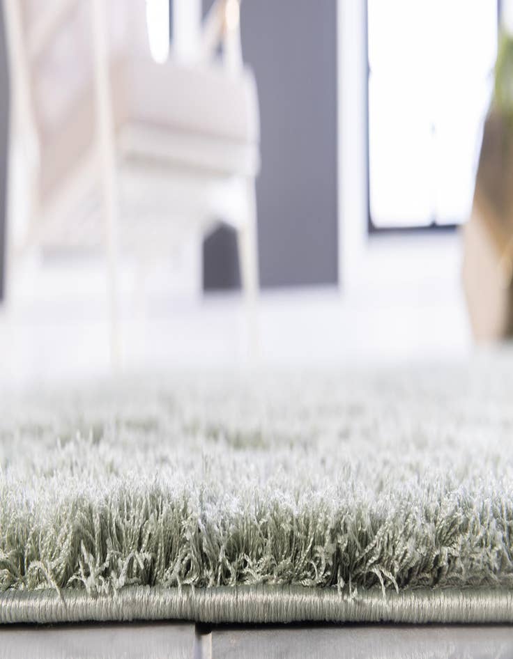 Detail image of  2' 7 x 10' Botanical Shag Runner Rug