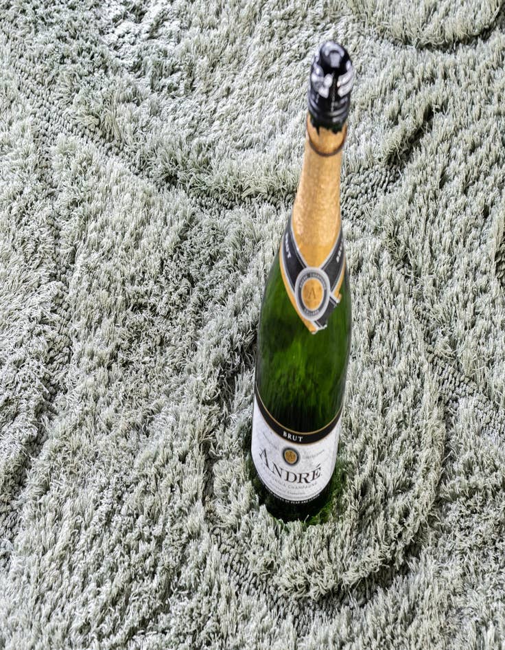 Detail image of  2' 7 x 10' Botanical Shag Runner Rug