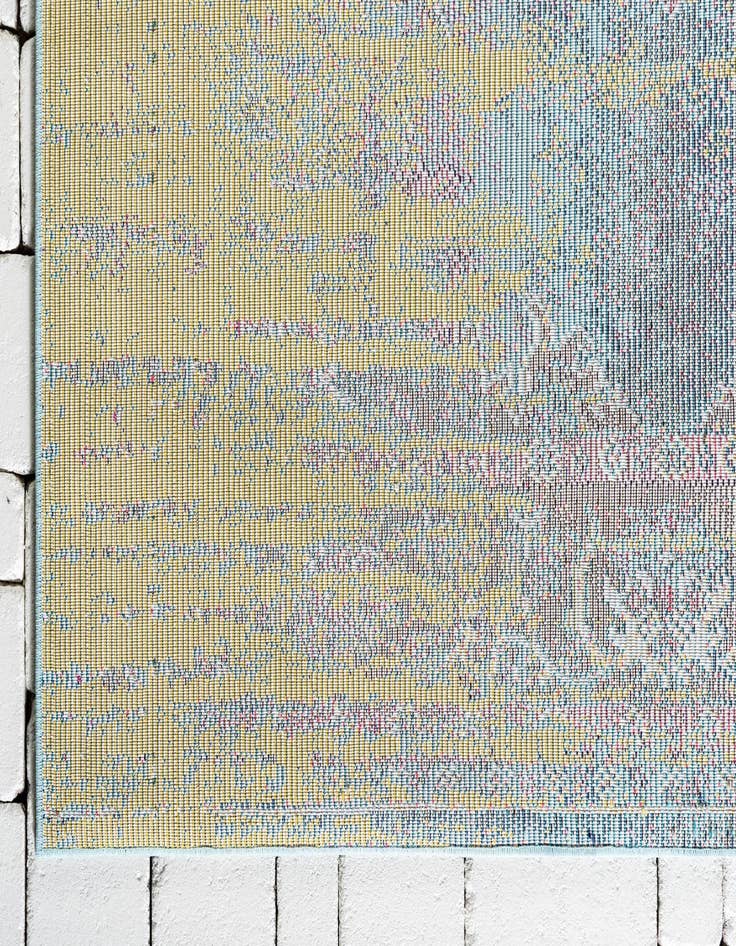 Detail image of  2' 7 x 10'  Washable Carnevale Runner Rug