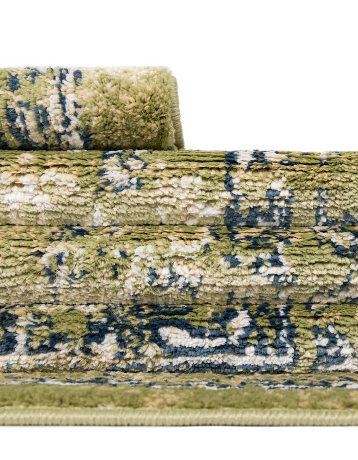 Detail image of  2' 7 x 10' Charleston Runner Rug