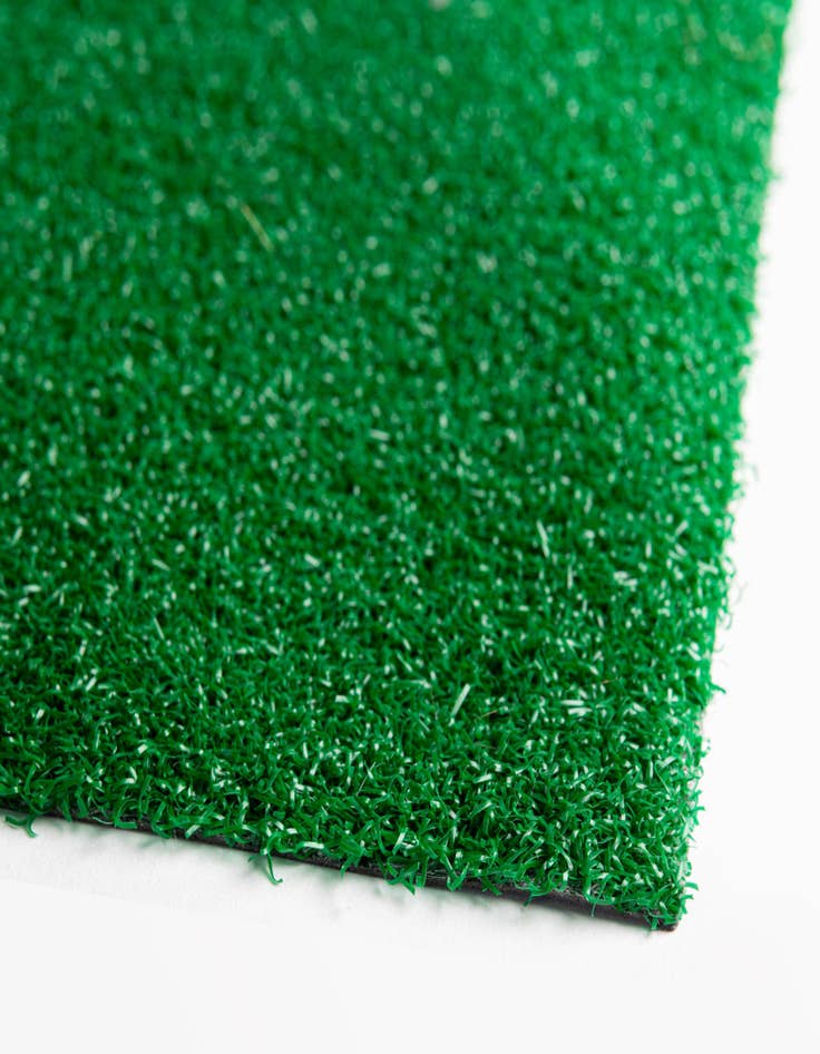 Detail image of  1' 8 x 9' 10 Golf Rug Runner