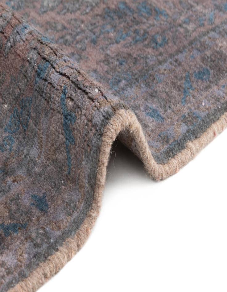 Detail image of  2' 5 x 10' Hamedan Runner Rug