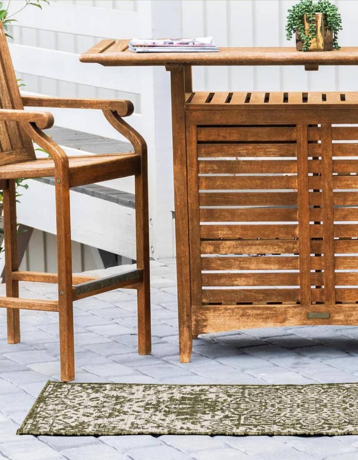 Detail image of  2' x 6'  Washable Jill Zarin Dubai Indoor / Outdoor Runner Rug