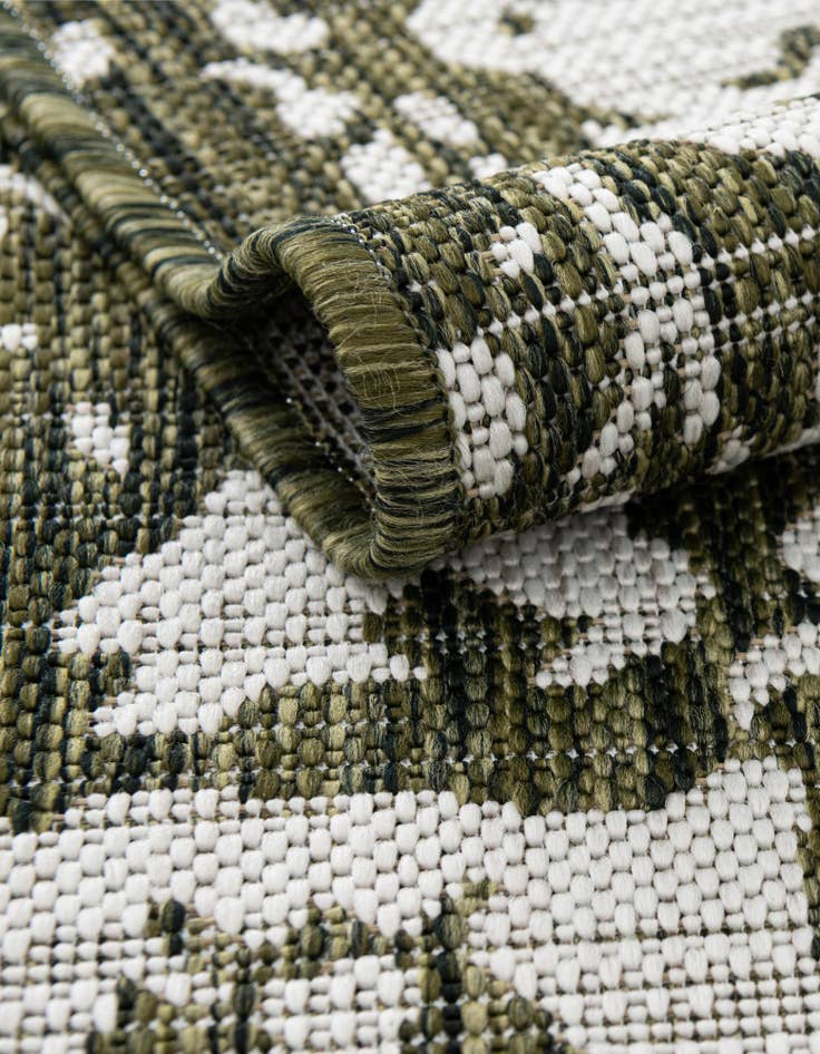 Detail image of  2' x 6'  Washable Jill Zarin Dubai Indoor / Outdoor Runner Rug