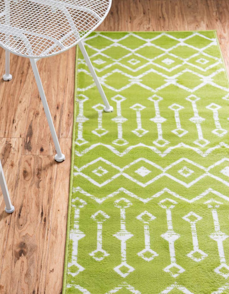 Detail image of  2' x 9' 10 Kasbah Trellis Runner Rug