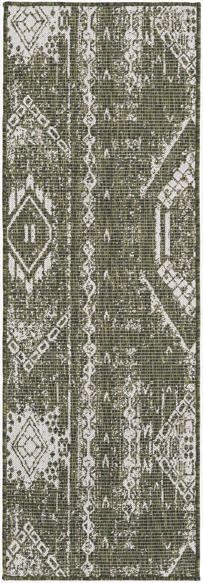  2' x 6'  Washable Bohemian Indoor / Outdoor Runner Rug