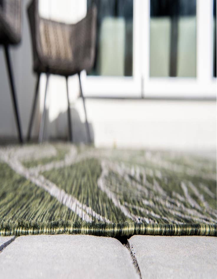 Detail image of  2' x 6'  Washable Botanical Indoor / Outdoor Runner Rug
