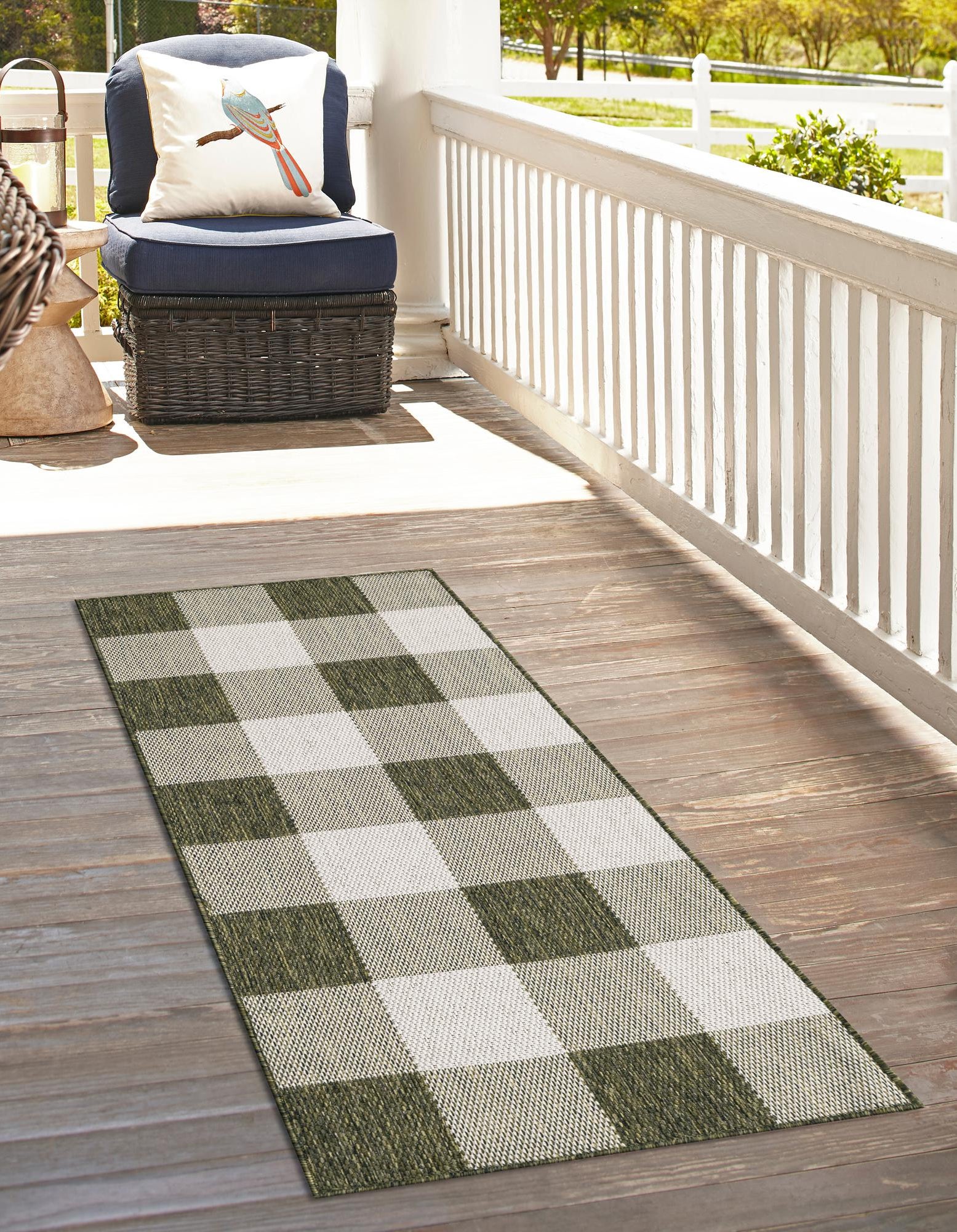 Green 2' x 5' Checkered Indoor / Outdoor Runner Rug | Rugs.com