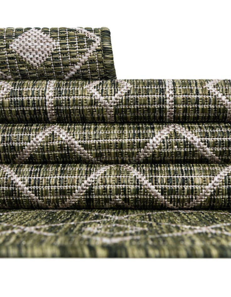 Detail image of  2' 7 x 10'  Washable Lattice Indoor / Outdoor Runner Rug