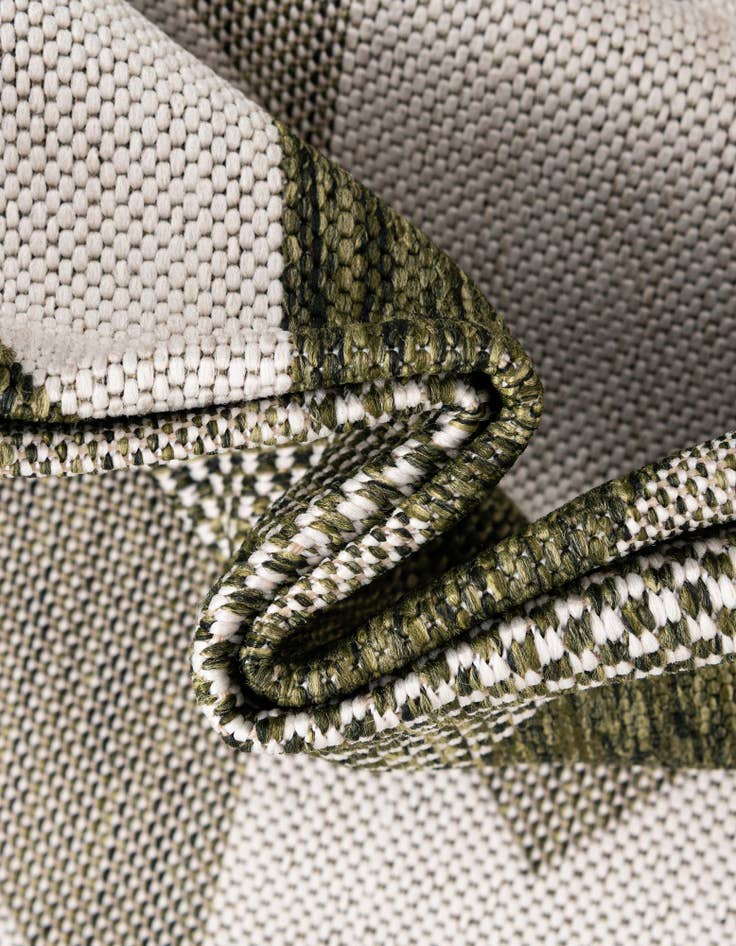 Detail image of  2' x 8'  Washable Modern Indoor / Outdoor Runner Rug