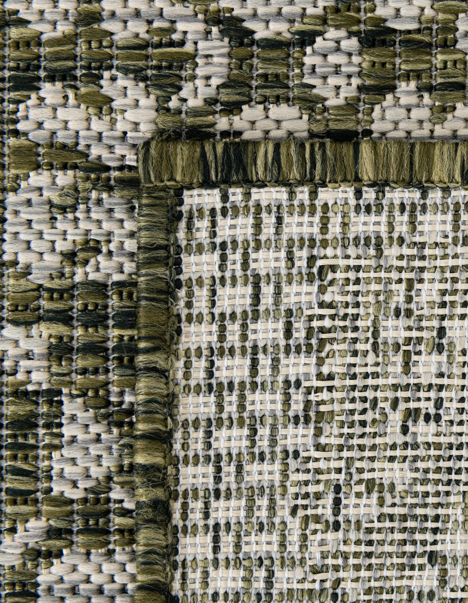 Green 2' 2 x 6' Traditional Indoor / Outdoor Runner Rug | Rugs.com