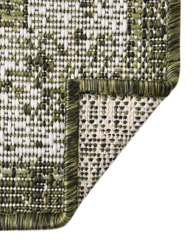 Detail image of  2' 7 x 12'  Washable Traditional Indoor / Outdoor Runner Rug