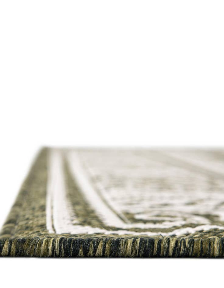 Detail image of  2' x 5' 3  Washable Traditional Indoor / Outdoor Runner Rug