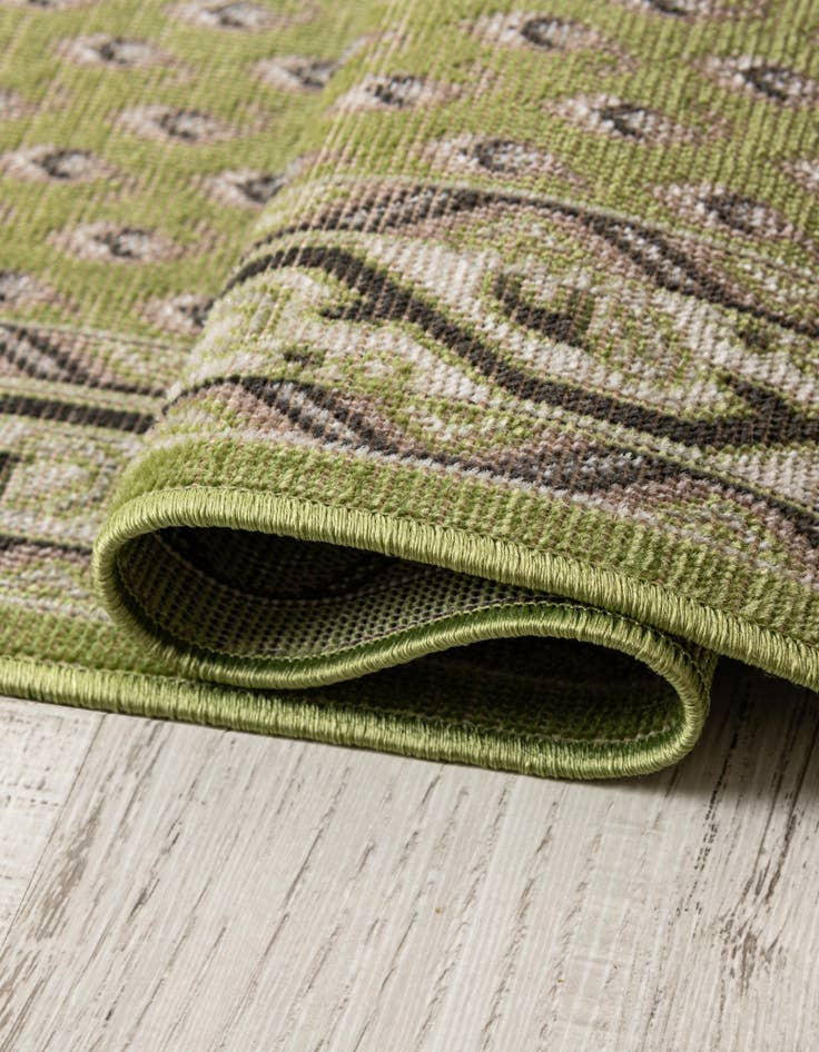 Detail image of  2' 9 x 9' 10 SoHo Runner Rug