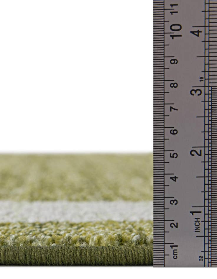 Detail image of  7' 10 x 7' 10 Angelica Square Rug