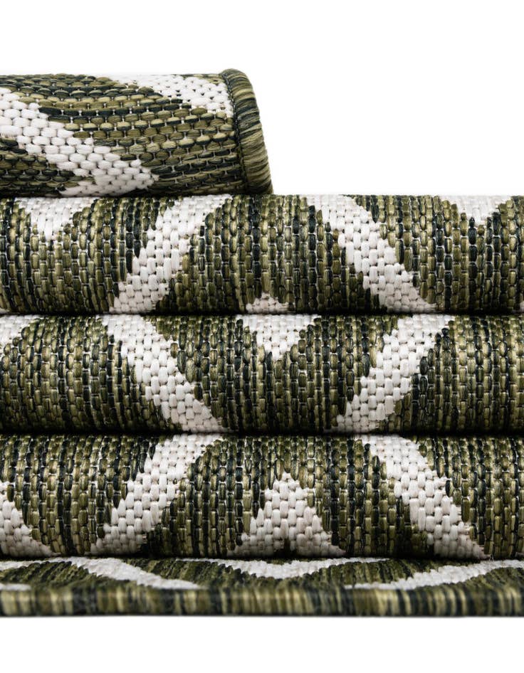 Detail image of  7' 10 x 7' 10  Washable Jill Zarin Turks and Caicos Indoor / Outdoor Square Rug