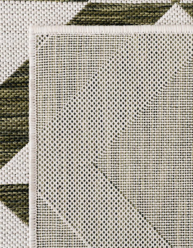 Detail image of  7' 10 x 7' 10  Washable Jill Zarin Napa Indoor / Outdoor Square Rug