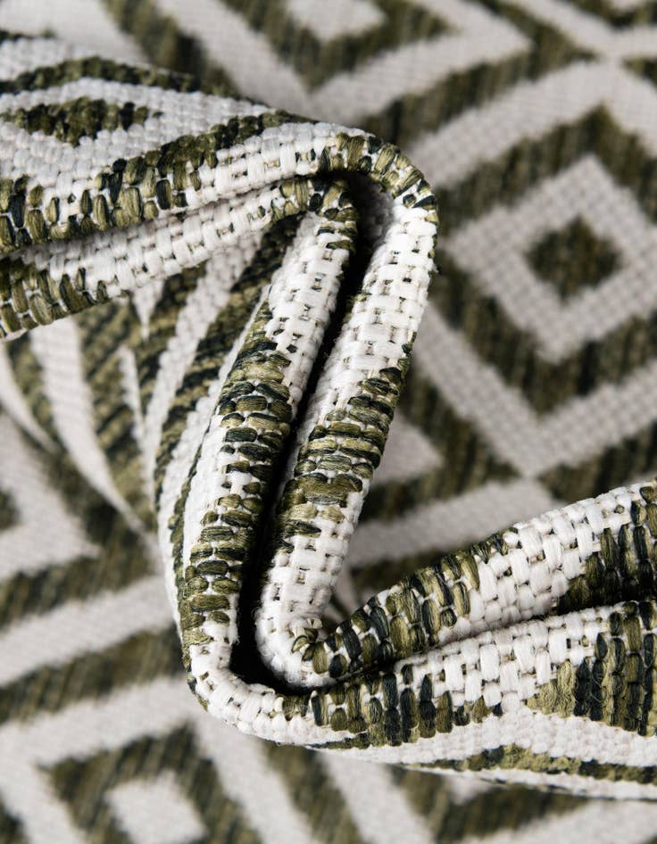 Detail image of  7' 10 x 7' 10  Washable Jill Zarin Costa Rica Indoor / Outdoor Square Rug