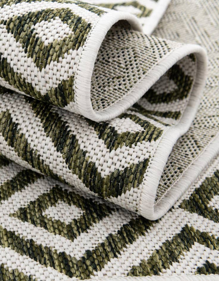 Detail image of  7' 10 x 7' 10  Washable Jill Zarin Costa Rica Indoor / Outdoor Square Rug