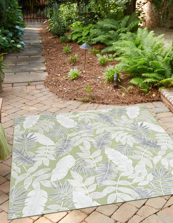 Detail image of  8' 2 x 8' 2  Washable Botanical Indoor / Outdoor Square Rug