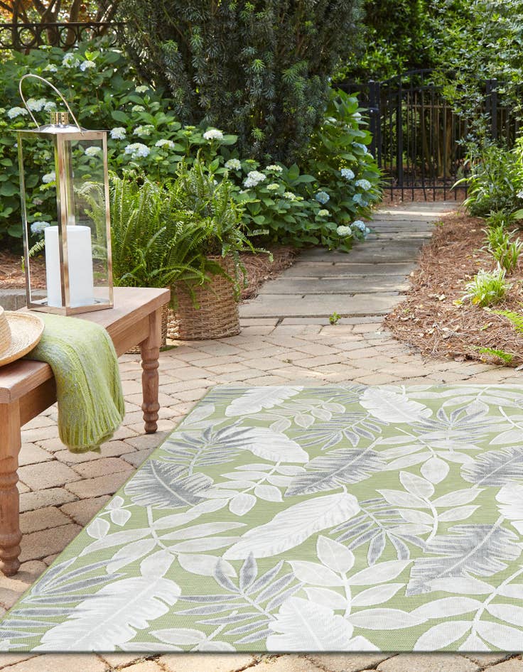 Detail image of  8' 2 x 8' 2  Washable Botanical Indoor / Outdoor Square Rug