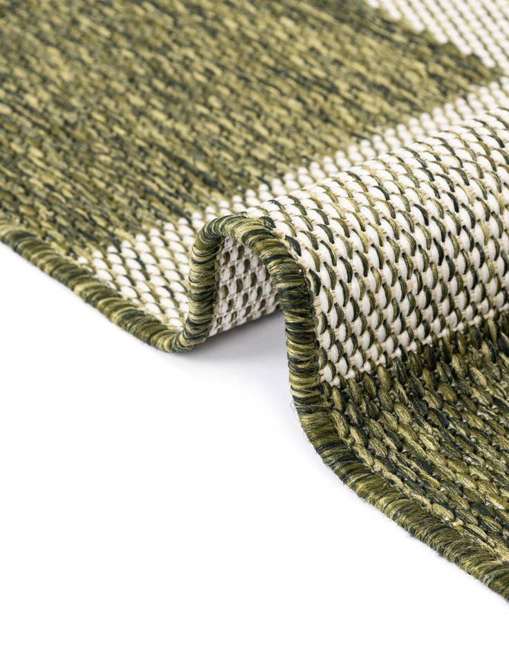 Detail image of  10' x 10'  Washable Checkered Indoor / Outdoor Square Rug