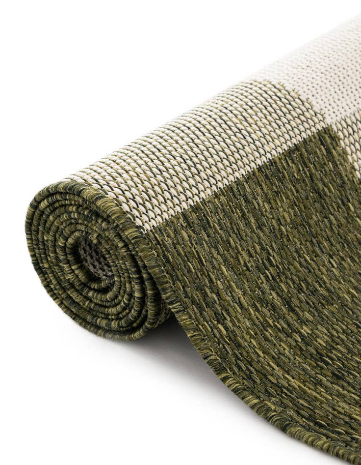 Detail image of  10' x 10'  Washable Checkered Indoor / Outdoor Square Rug