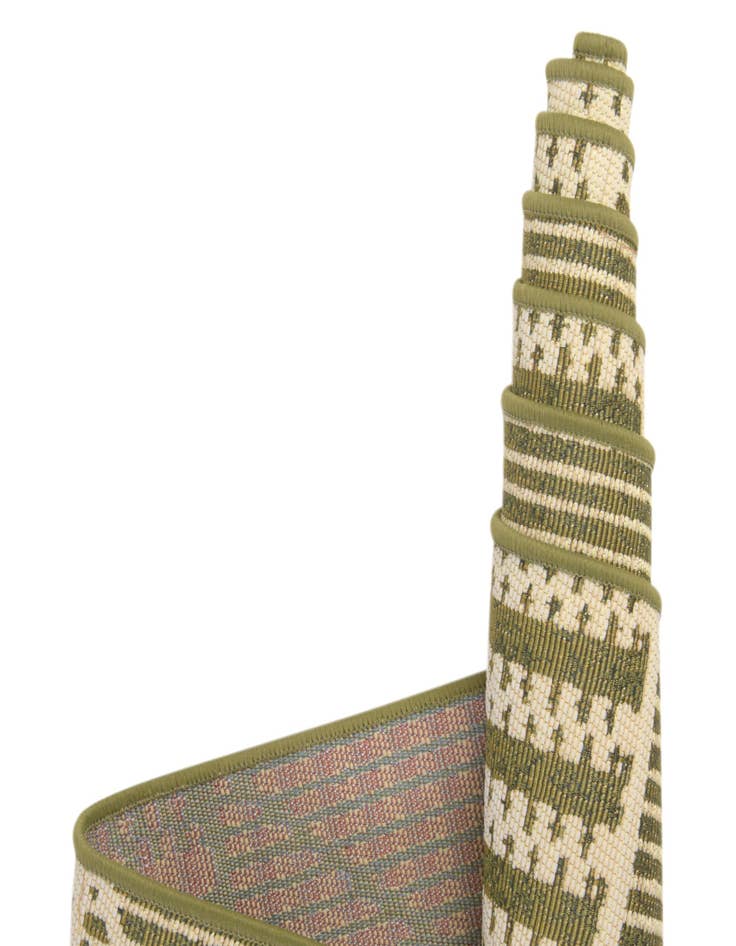 Detail image of  6' x 6'  Washable Lattice Indoor / Outdoor Square Rug