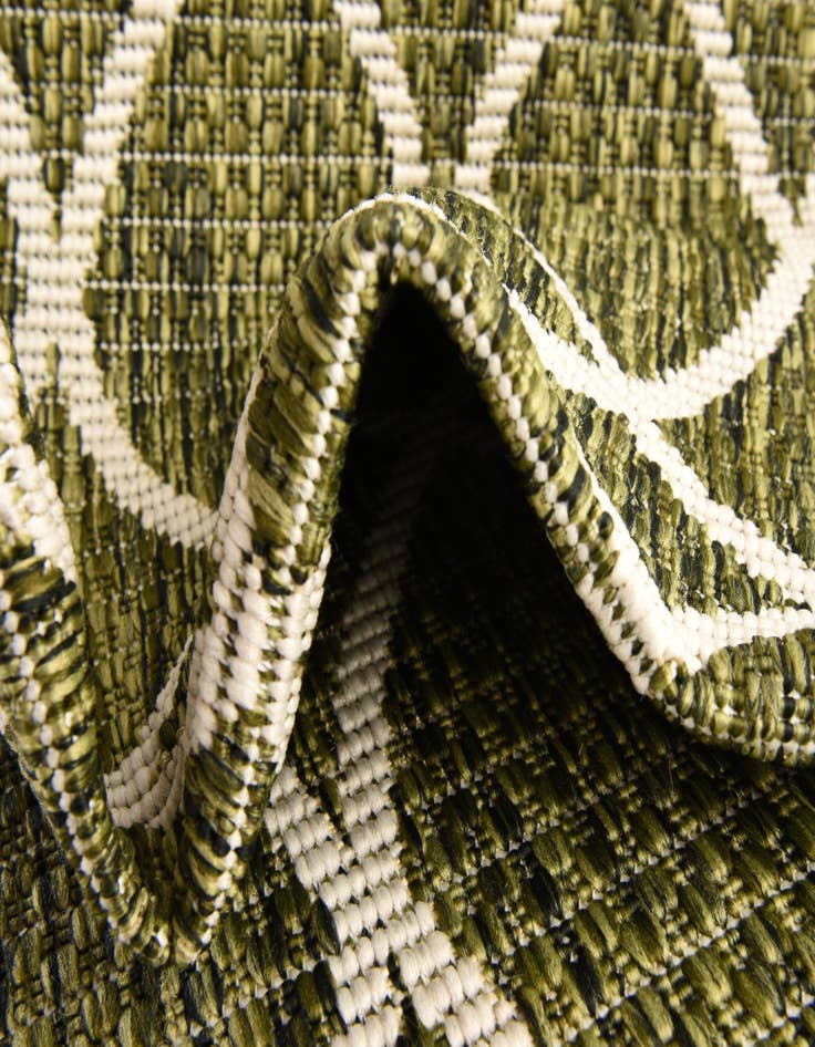 Detail image of  10' x 10'  Washable Lattice Indoor / Outdoor Square Rug