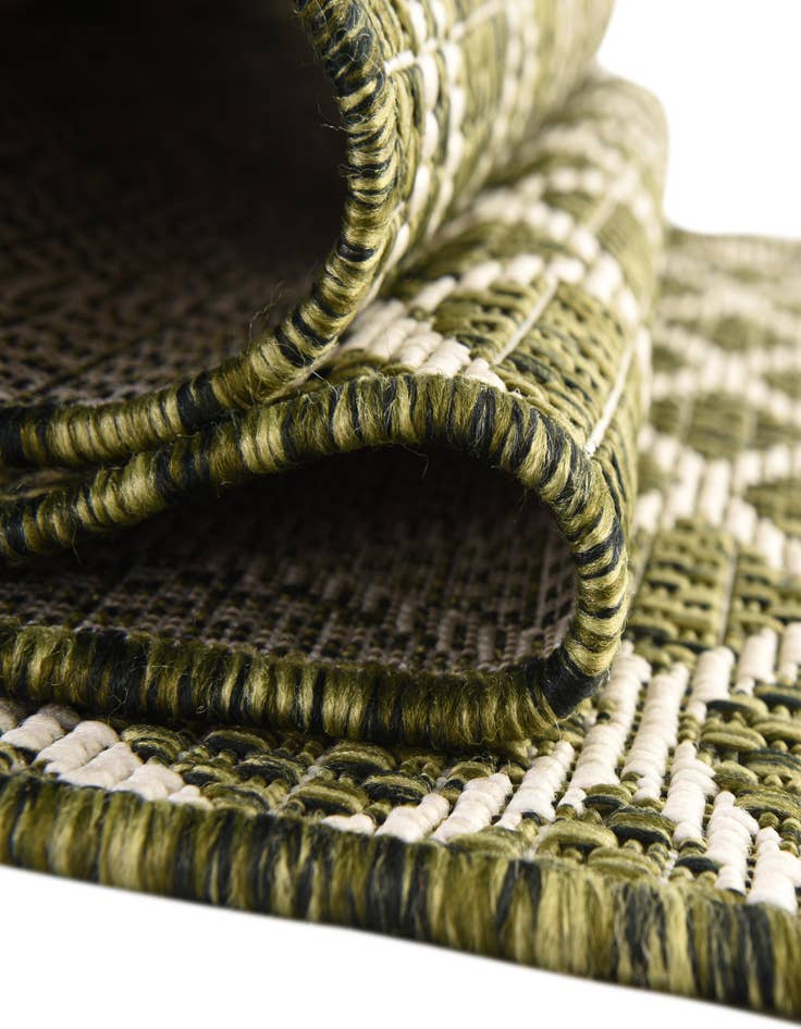 Detail image of  10' x 10'  Washable Lattice Indoor / Outdoor Square Rug