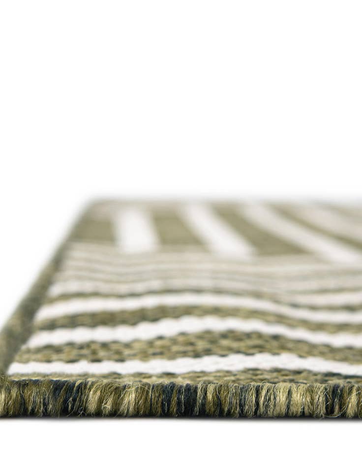 Detail image of  13' x 13'  Washable Modern Indoor / Outdoor Square Rug