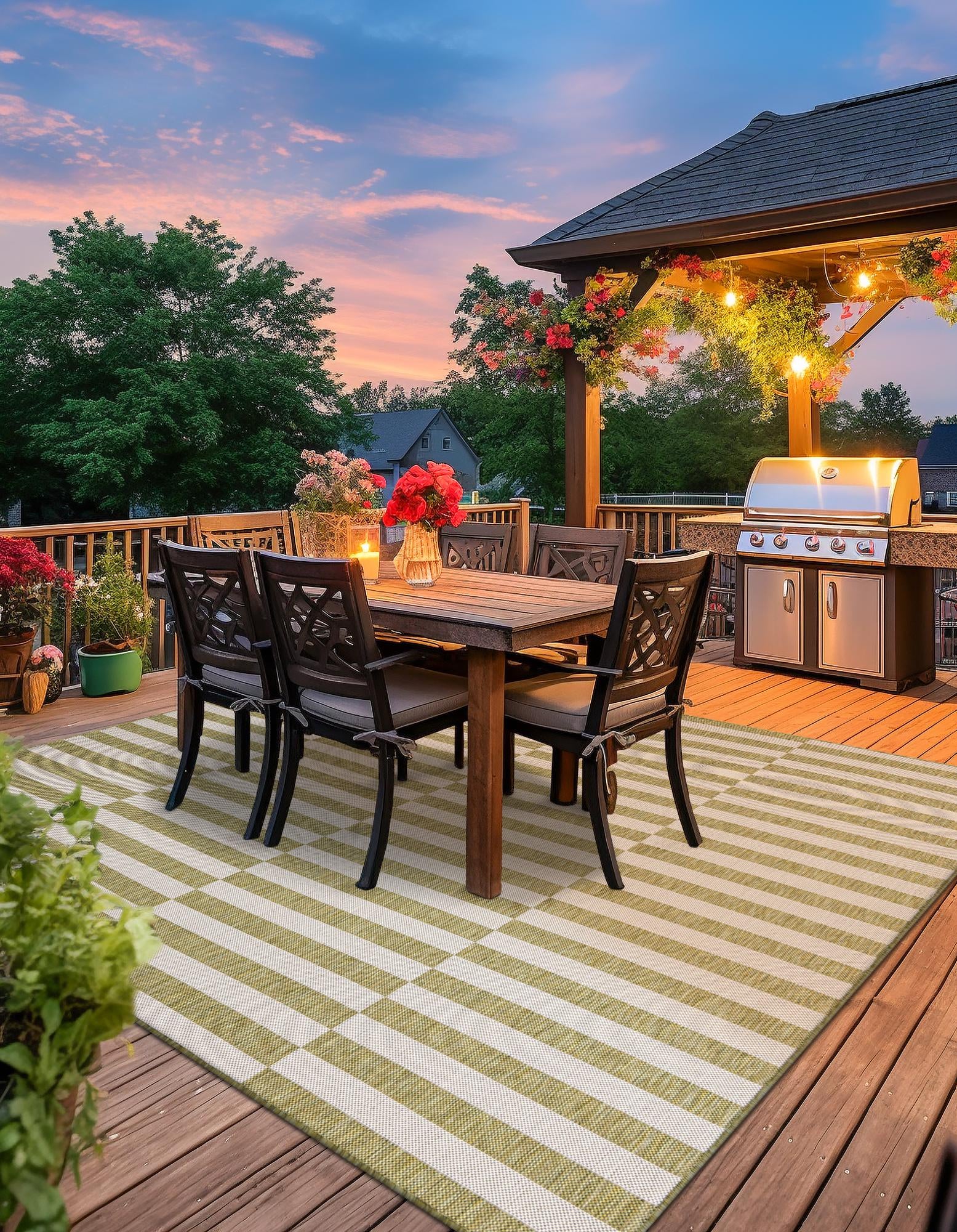 Green 6' x 6' Ribbon Indoor / Outdoor Square Rug | Rugs.com