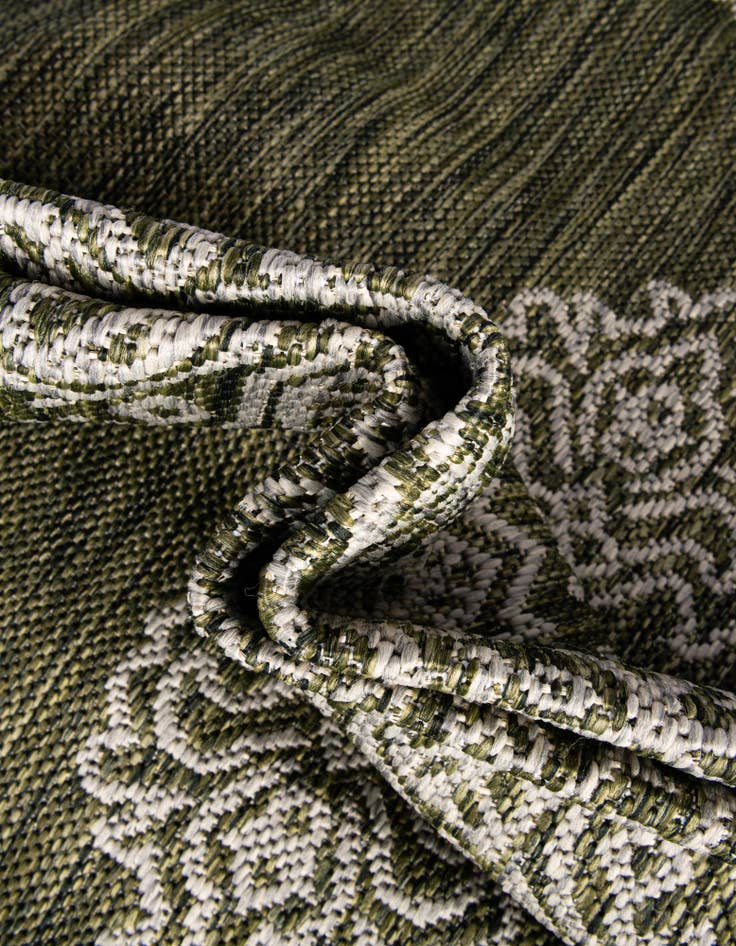 Detail image of  10' x 10'  Washable Traditional Indoor / Outdoor Square Rug