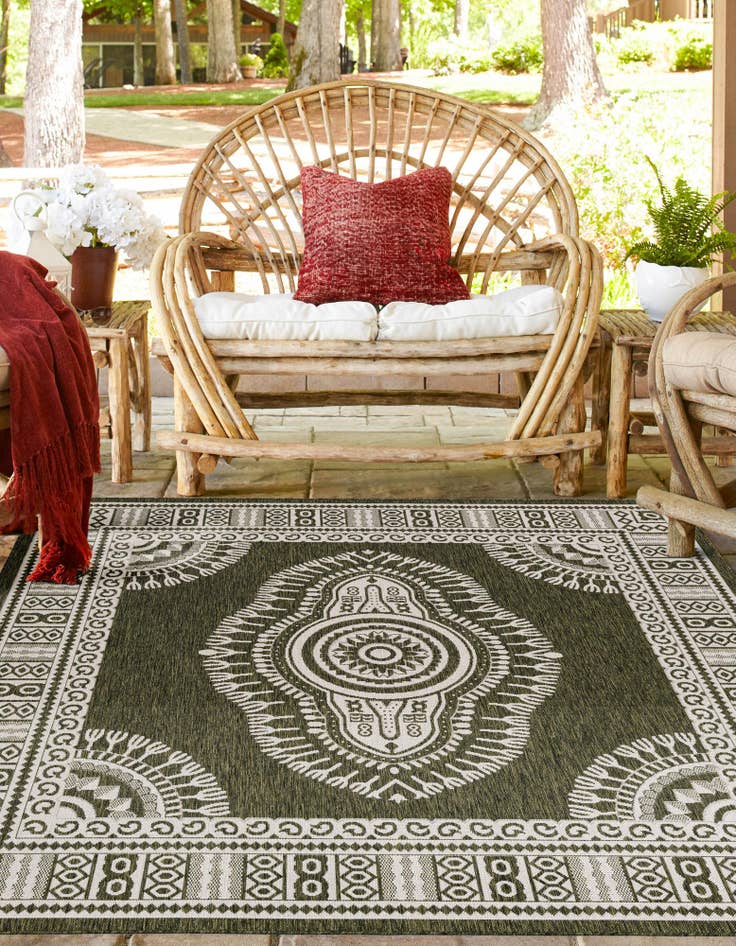 Detail image of  10' x 10'  Washable Traditional Indoor / Outdoor Square Rug