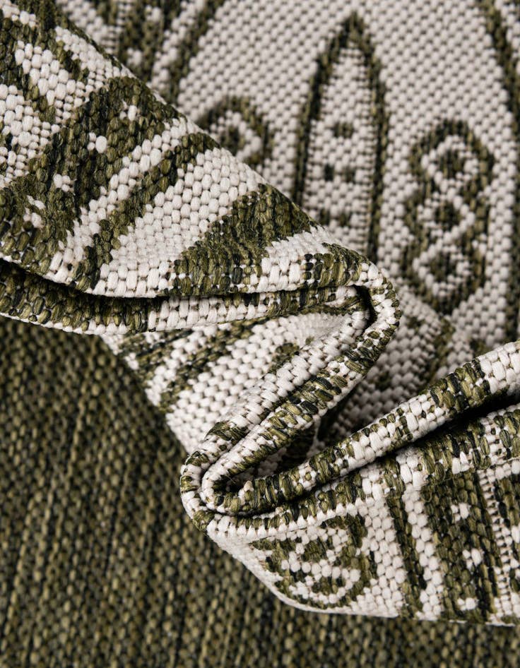 Detail image of  10' x 10'  Washable Traditional Indoor / Outdoor Square Rug