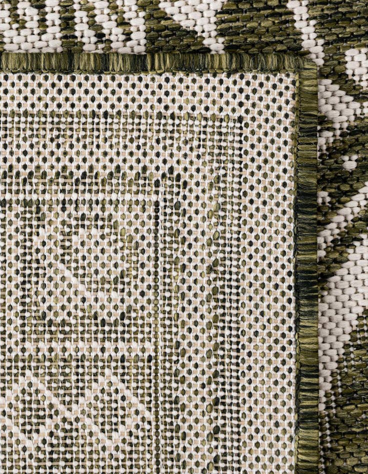 Detail image of  10' x 10'  Washable Traditional Indoor / Outdoor Square Rug