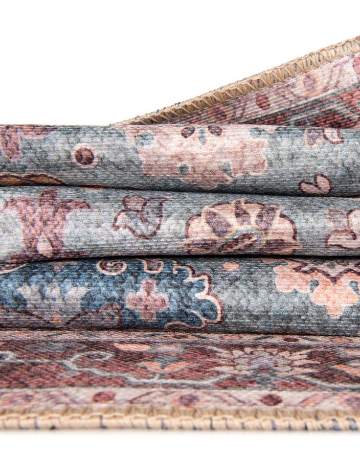 Detail image of  7' 10 x 7' 10 Timeless Square Rug