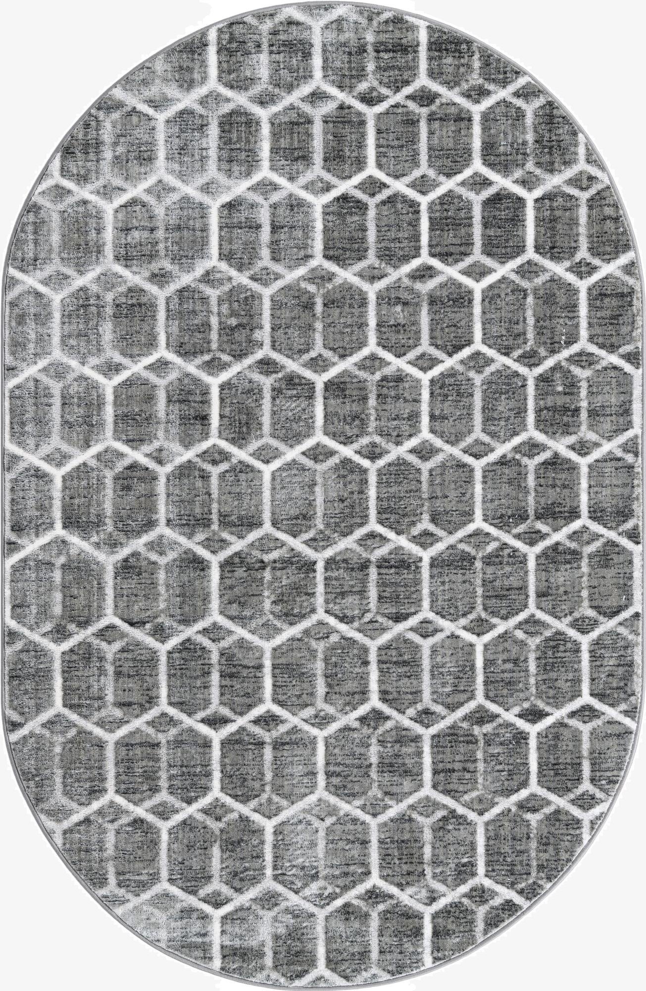  5' 3 x 8' Lattice Trellis Oval Rug