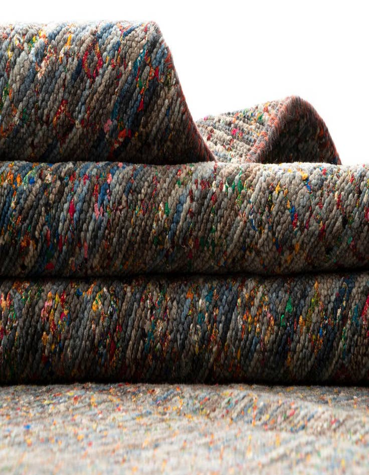 Detail image of  9' x 12' 1 Agra Wool Rug