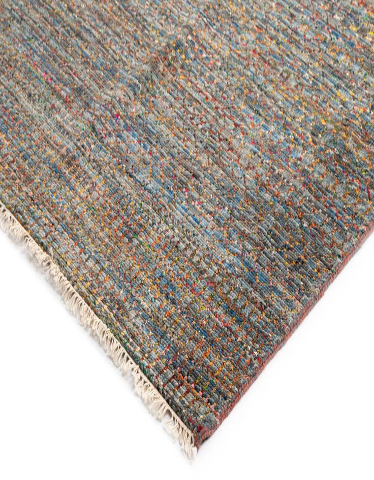 Detail image of  9' x 12' 1 Agra Wool Rug