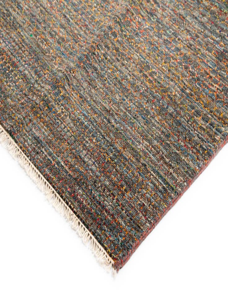Detail image of  9' x 12' 2 Agra Wool Rug