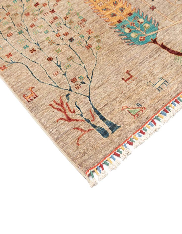 Detail image of  6' 8 x 9' 10 Ariana Ziegler Wool Rug