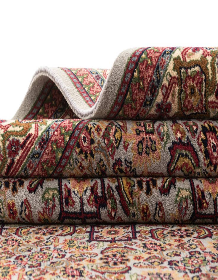 Detail image of  5' 7 x 7' 11 Feraghan Rug