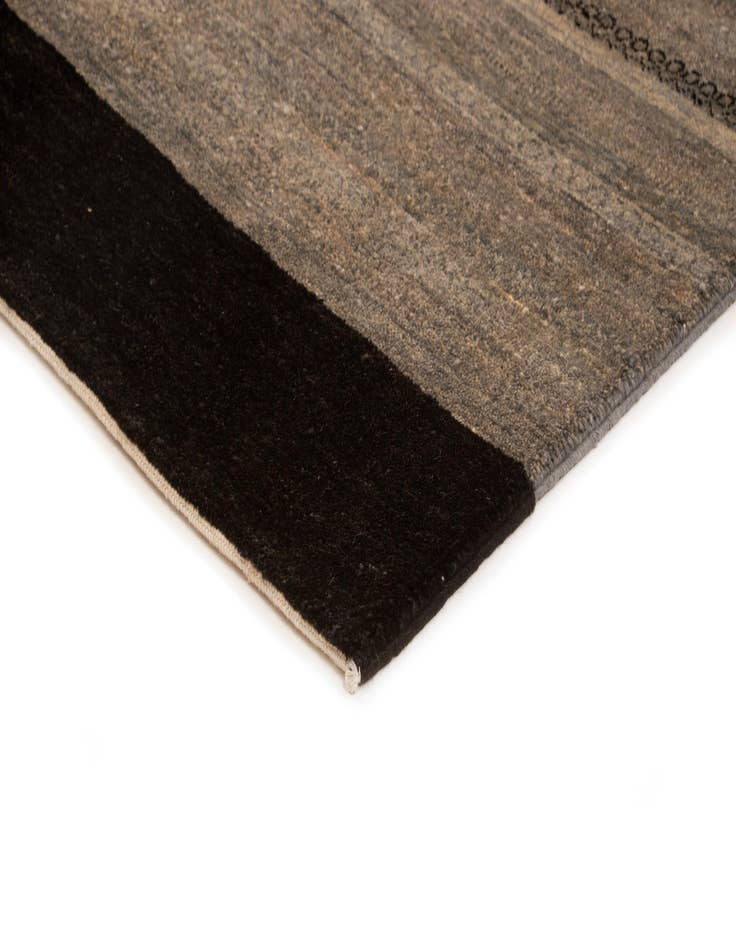 Detail image of  6' 6 x 9' 8 Gabbeh Rug