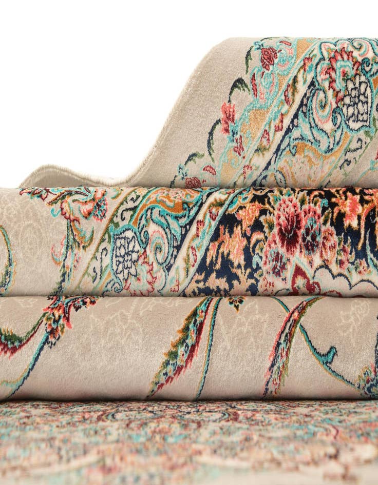 Detail image of  6' 6 x 9' 9 Ghom Design Rug