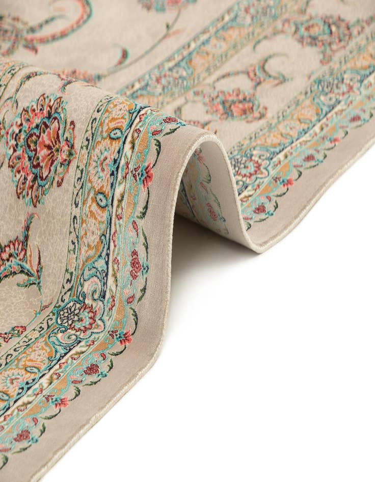 Detail image of  6' 6 x 9' 9 Ghom Design Rug