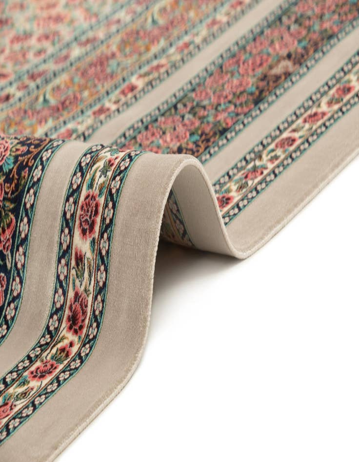 Detail image of  6' 6 x 9' 10 Ghom Design Rug