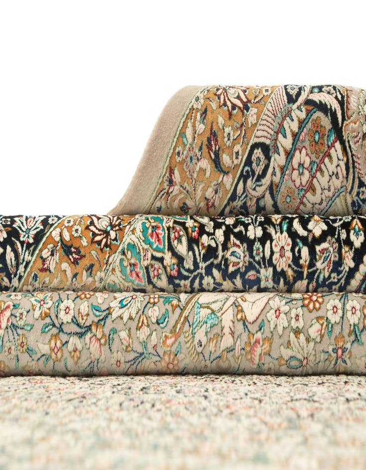 Detail image of  6' 6 x 9' 9 Ghom Design Rug