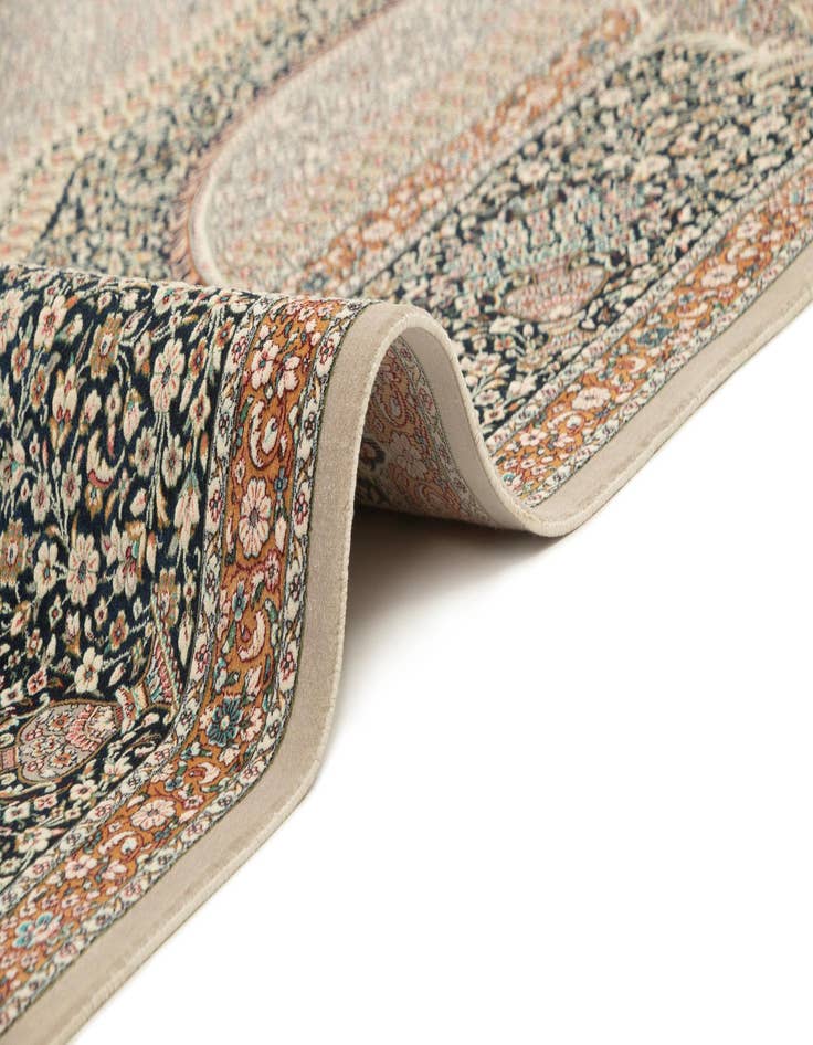 Detail image of  6' 6 x 9' 9 Ghom Design Rug